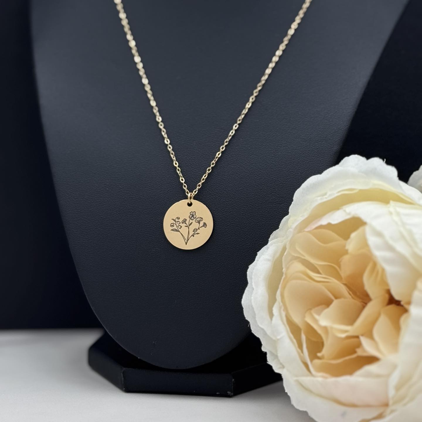 Jewelry & Accessories